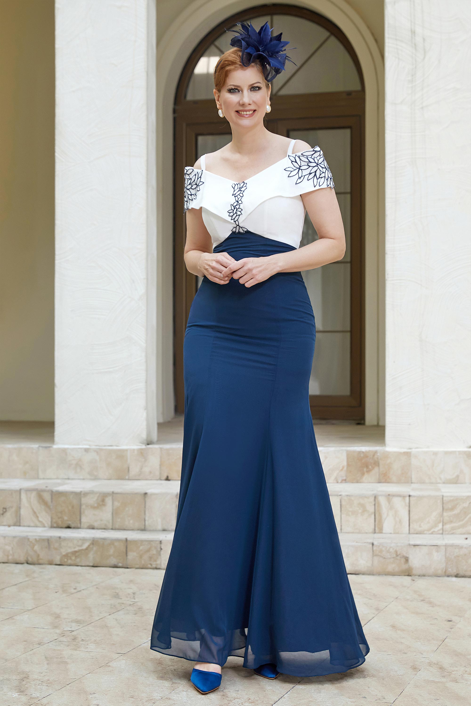 Vestidos largos de chiffon con tirantes finos y escote en V Borgoña Tallas Grandes main image 0